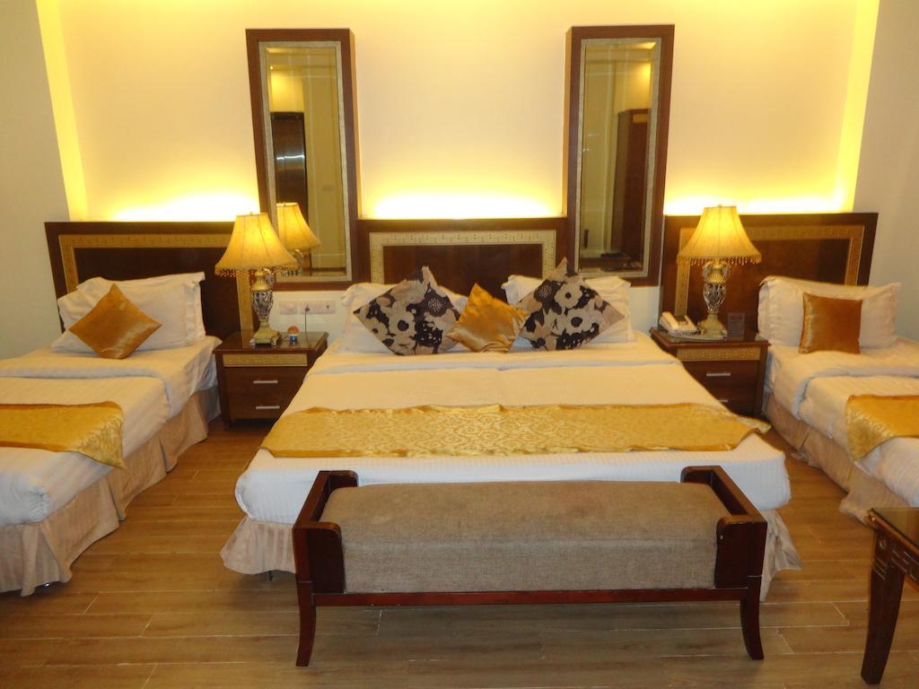 Hotel Picasso Paschim Vihar Delhi - Couple Friendly Local Ids Accepted Екстер'єр фото